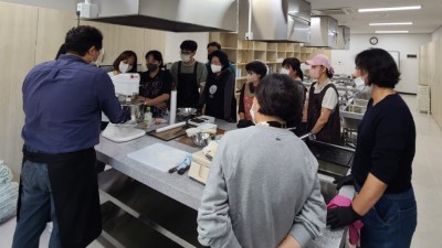 겉바속촉 맛있는 인생...구성동에 제과·제빵교실 붐