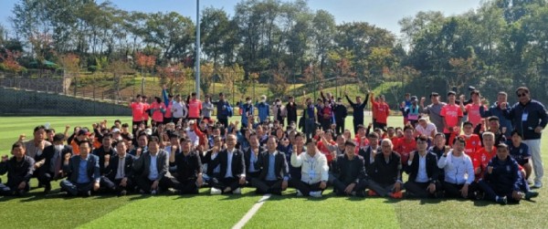 2-1. 양지면 주민들이 ‘2022년 양지면 체육회장배 한마음 체육대회’로 함께 소통하고 화합하는 시간을 가졌다.  (1).JPG