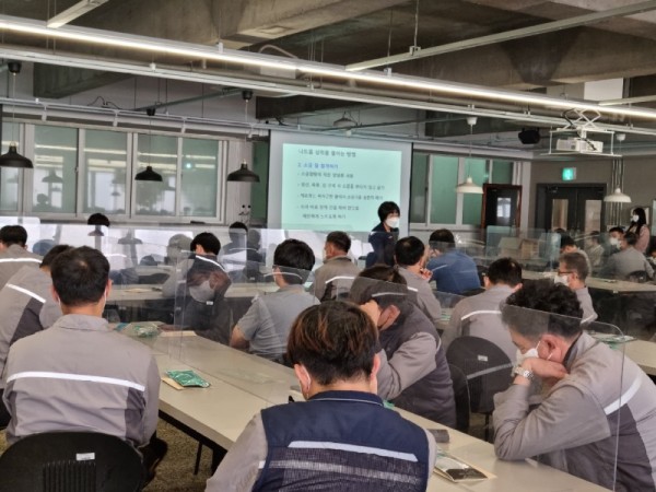 161. 안산시고혈압당뇨병교육센터  (주)남양네긋모 근로자 대상 영양관리 교육 실시.jpg