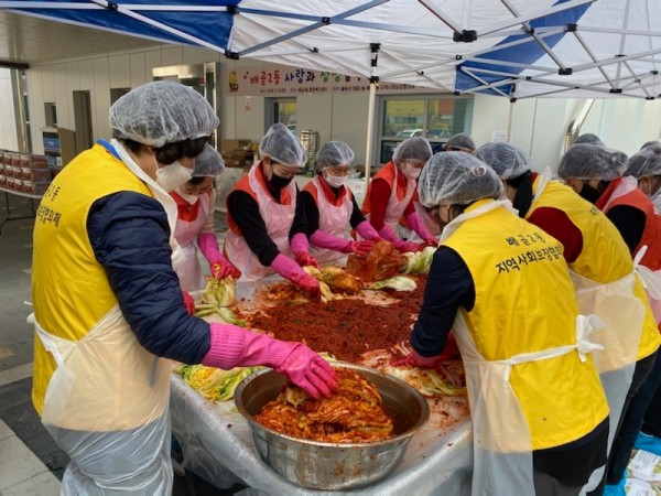 보도자료8+배곧2동+김장나눔.jpg