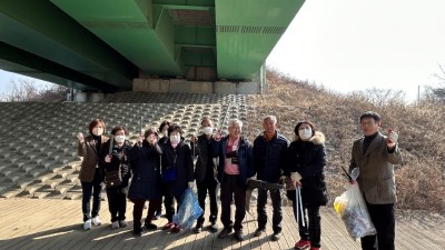 “깨끗한 마을 함께 만들어요” 신현동, 봄맞이 관내 마을정화활동 힘써