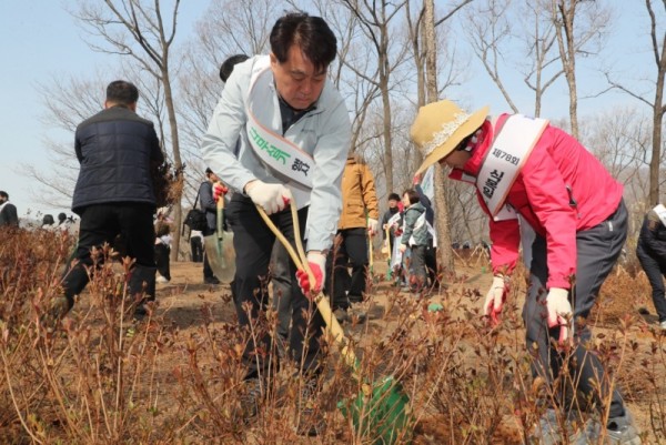 군포나무심기1.jpg