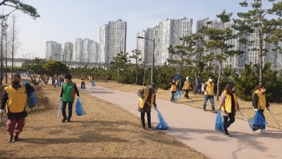 주민 스스로 만드는 깨끗한 배곧1동, 통장협의회 행복홀씨 환경정화