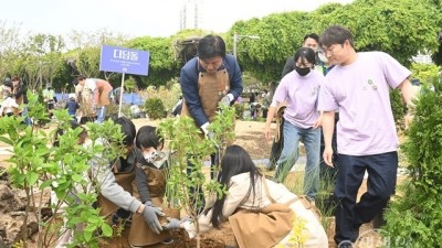 부천시, ‘시 승격 50주년 기념식수 동산 조성’ 성황리 마무리