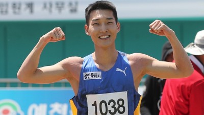 용인 우상혁 2m32 ‘예천의 포효’…세계선수권 기준 넘었다