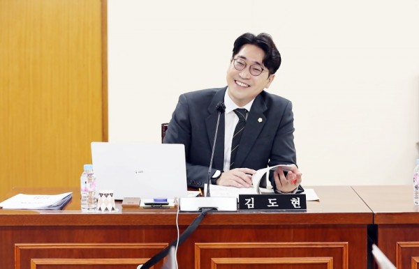 김도현의원_상임위.jpg