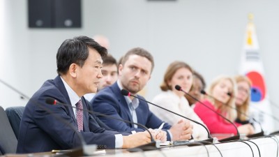 프랑스 대표 경영대학원 에섹(ESSEC) 학생 경기도 방문. 신도시 정책 학습