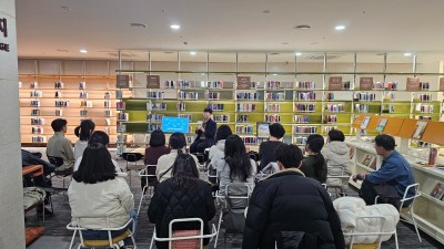 경기도서관, 개관 두 달 만에 29만 명 찾은 ‘핫플레이스’ 되다